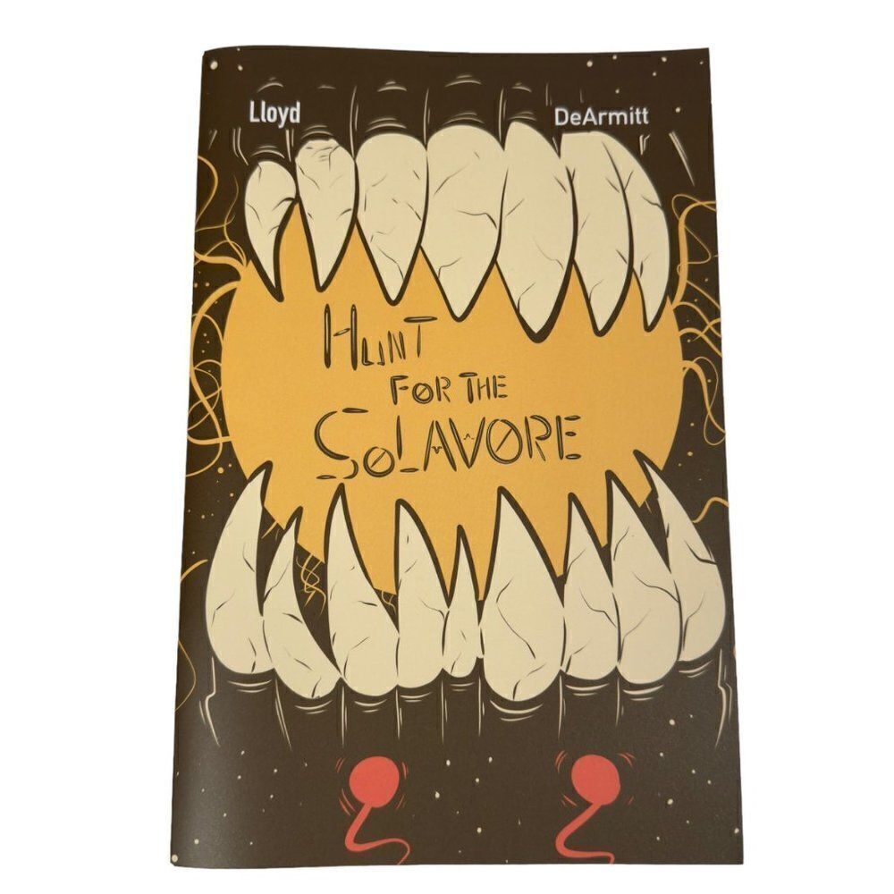 Hunt For The Solavore: A Space Opera of Cosmic Horror Lane Lloyd‎